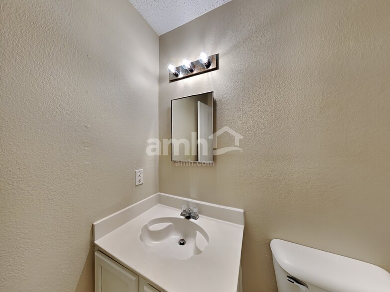 Building Photo - 5029 Prestwick Dr