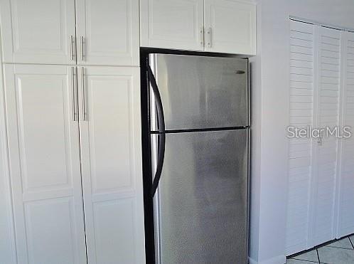 Building Photo - 6061 Bahia Del Mar Blvd S