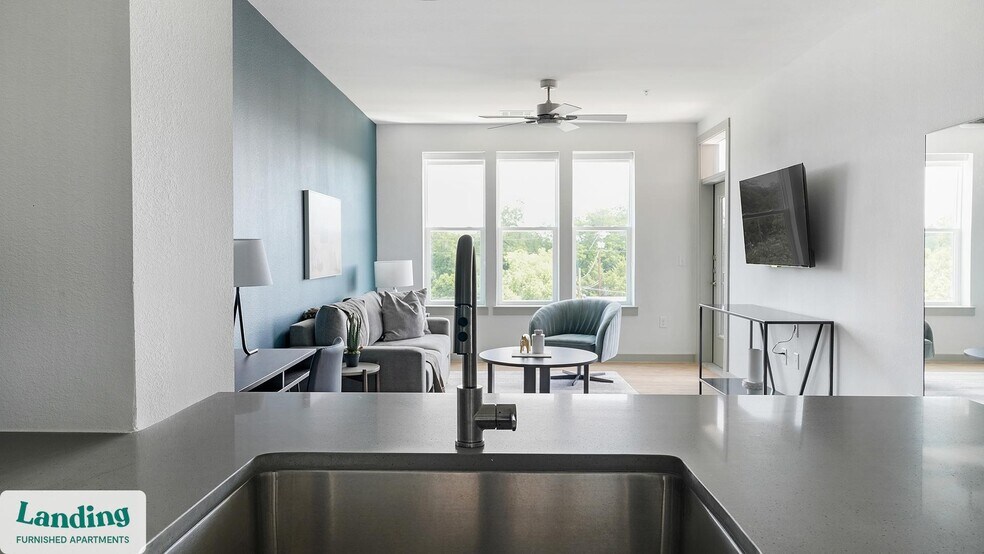 Building Photo - 3706 Goodwin Ave