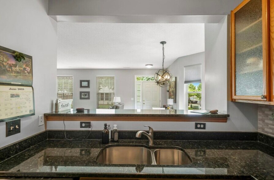 Building Photo - 799 Cobblestone Way