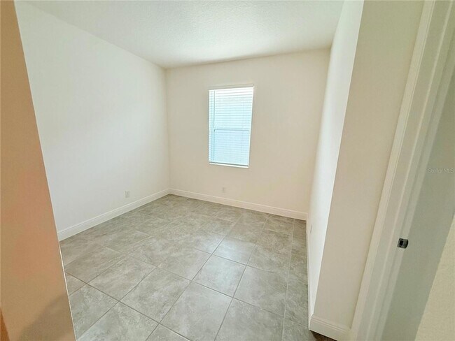 Building Photo - 5055 Tibet Ct