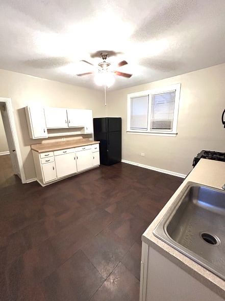 Kitchen - 537 2nd St