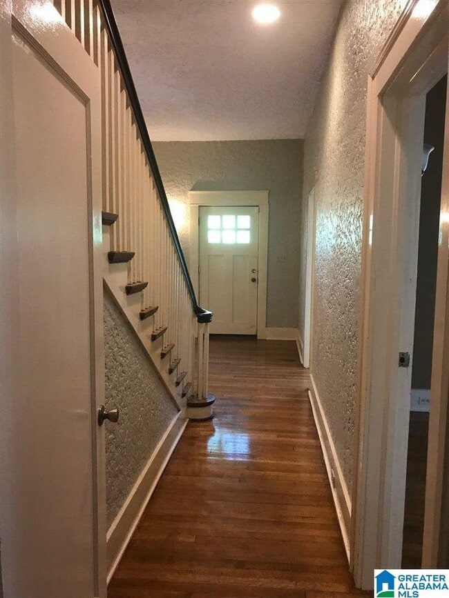 Building Photo - 4328 5th Ave S