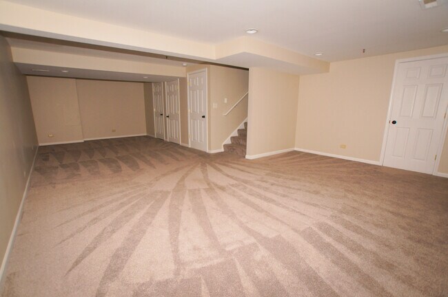 Building Photo - 1415 Wesley Ct