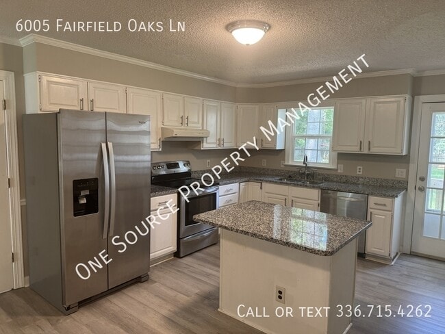 Building Photo - 6005 Fairfield Oaks Ln