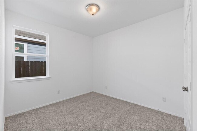 Building Photo - 25623 Microstar Wy