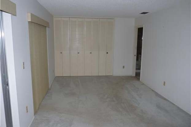 Building Photo - 5725 Fernley Dr E