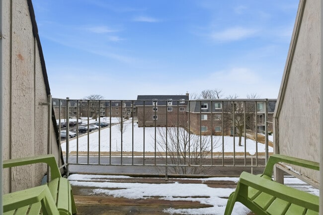 Building Photo - 864 Winesap Ct