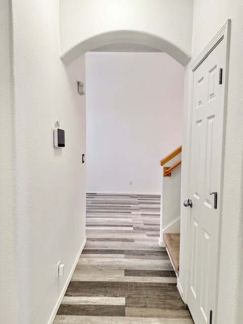 Building Photo - 1199 Mirador Loop N E