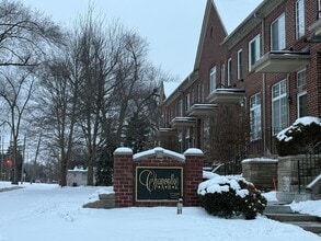 Building Photo - 1493 Silverbrook Ridge Dr