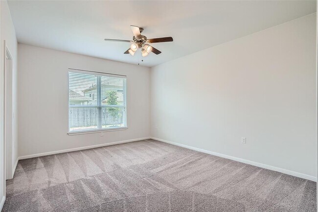Building Photo - 821 Durness Dr