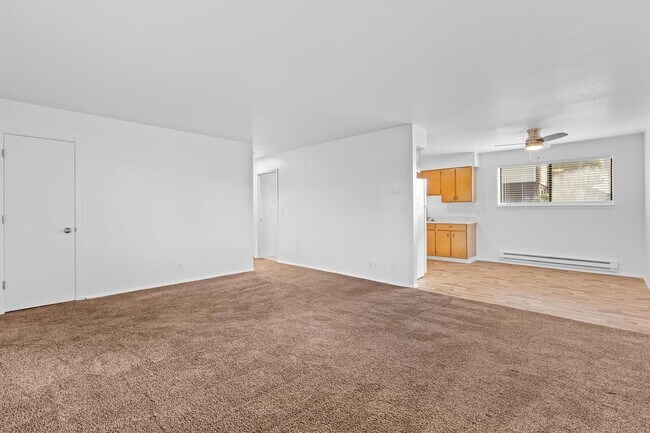 Building Photo - Furnished, Large Luxurious home complete with Washer and Dryer! Large Patio area.