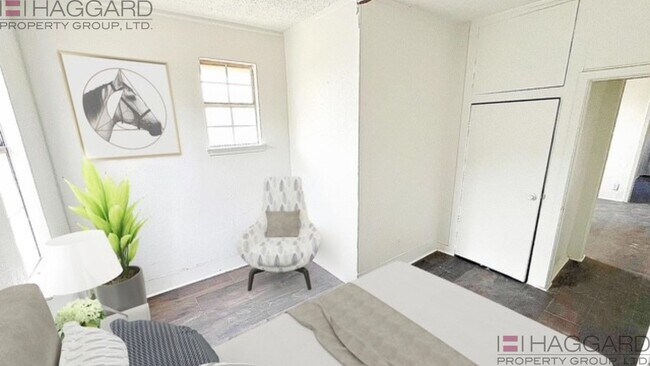 Building Photo - Walking Distance to the Stockyards!