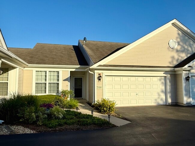 Primary Photo - 13386 Red Alder Ave