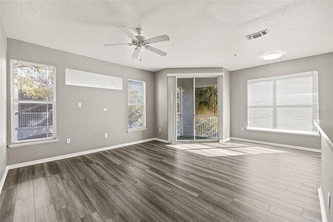 Building Photo - 5519 Legacy Crescent Pl