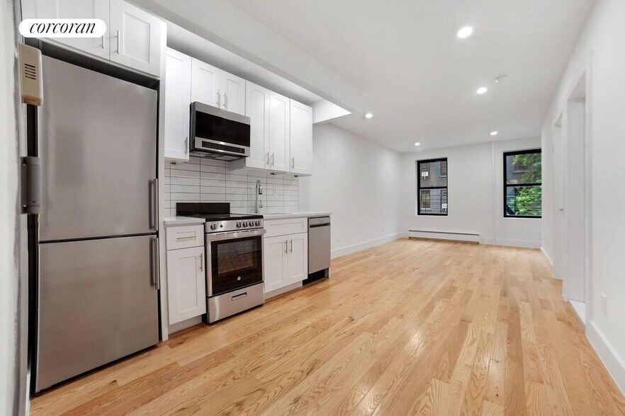 Building Photo - 337 E 54th St