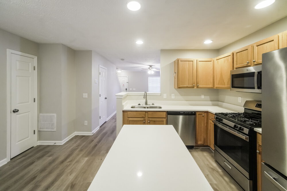 Building Photo - 128 Oak Grove Pl
