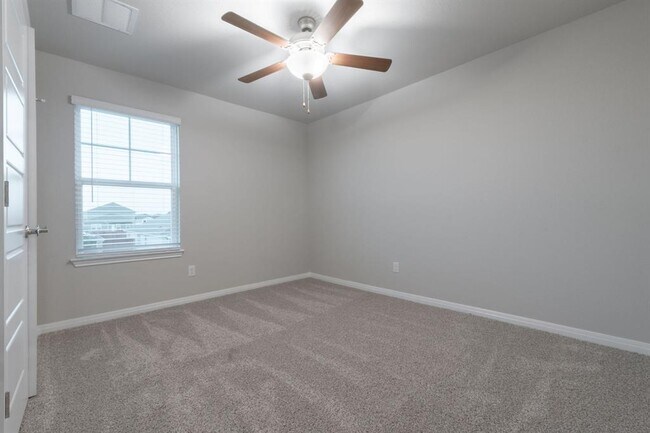 Building Photo - 2838 Dell Hollow Dr