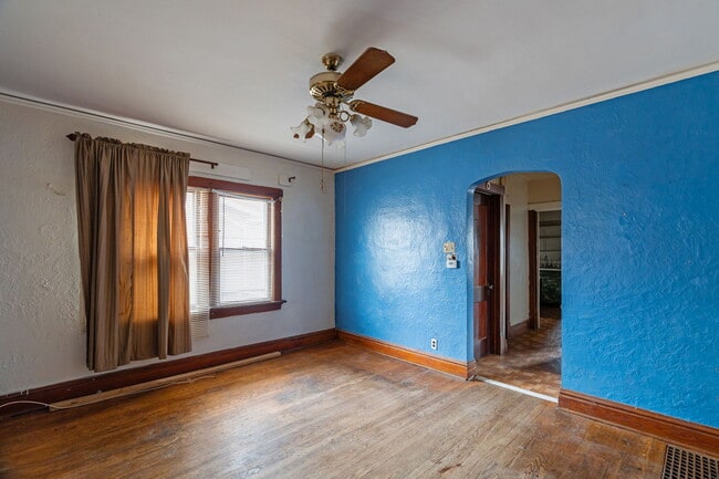 Building Photo - 5451 Genevieve Ave