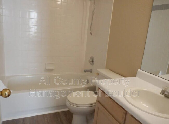 Building Photo - 1830 W Centennial Dr