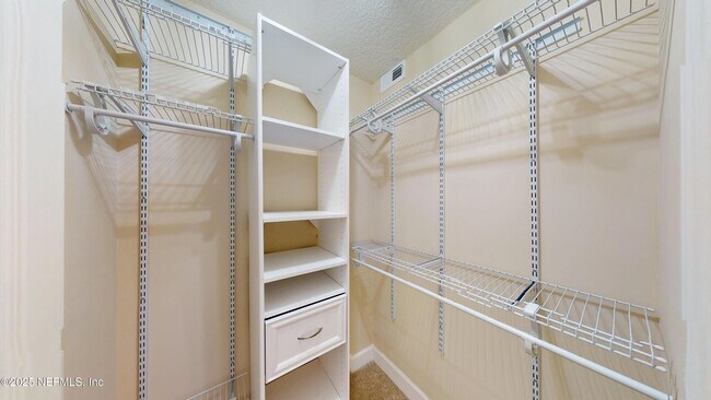 Building Photo - 4786 Yacht Ct