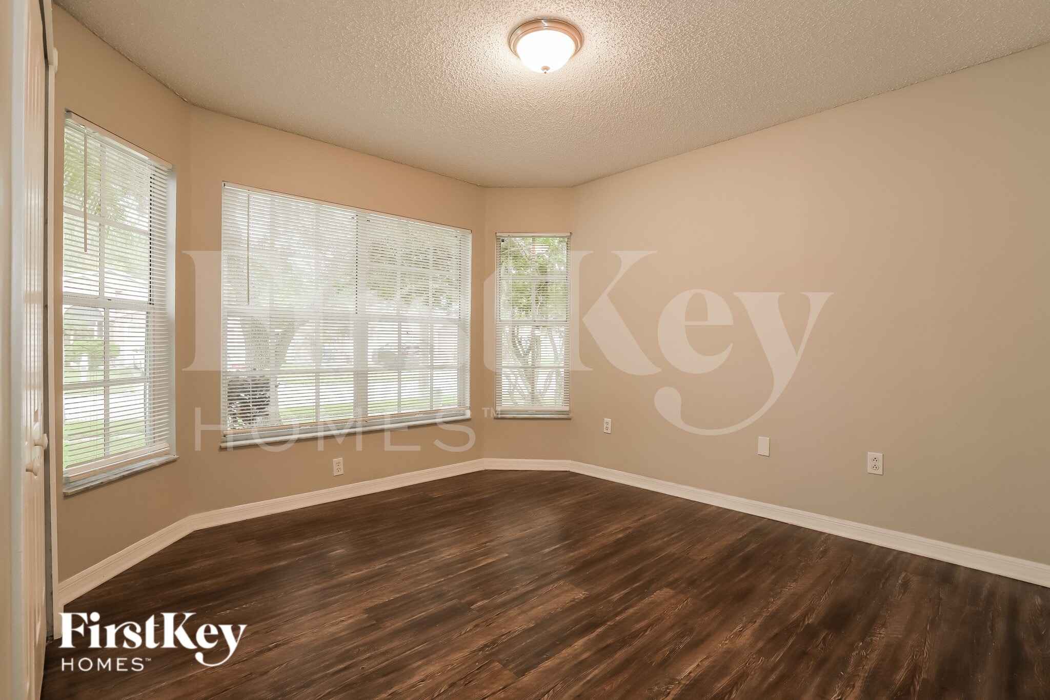 Building Photo - 1216 Timber Trace Dr