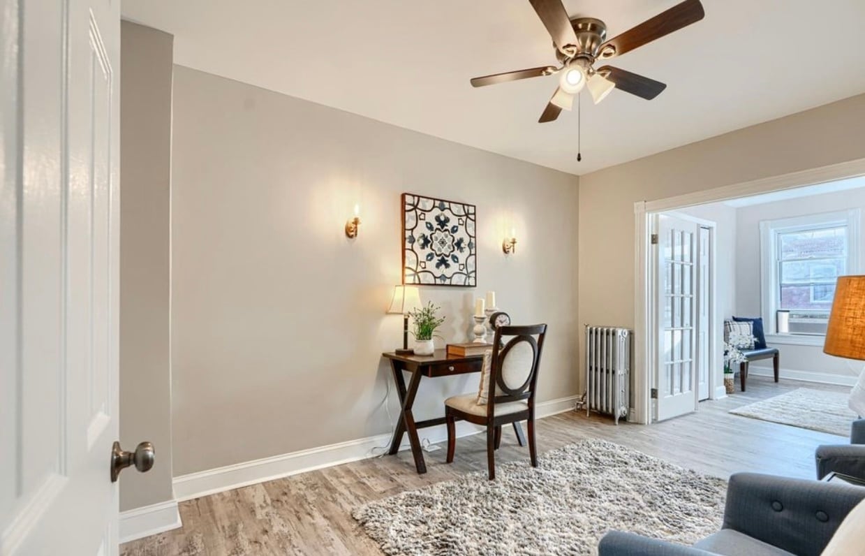 Building Photo - 627 S Eaton St