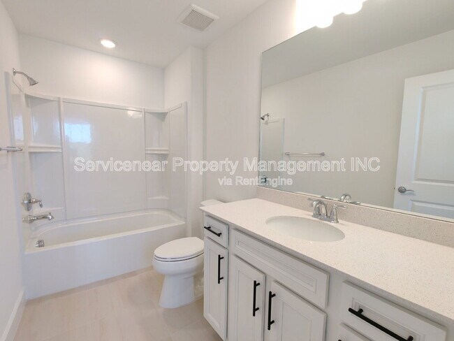 Building Photo - 6140 Baywood Ct