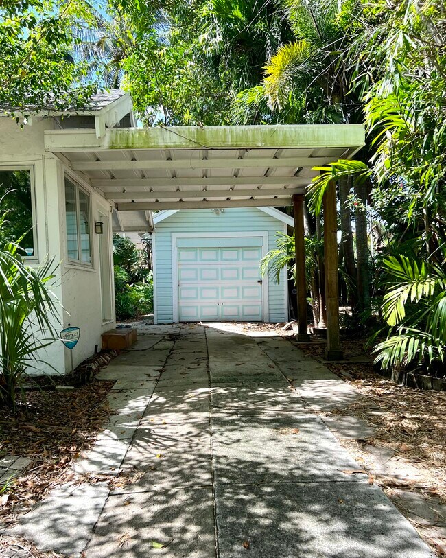 Building Photo - 5415 N Flagler Dr