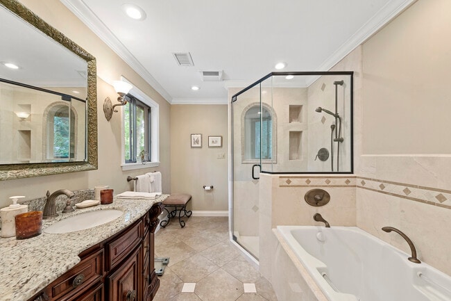 Building Photo - 12819 Huntercreek Rd