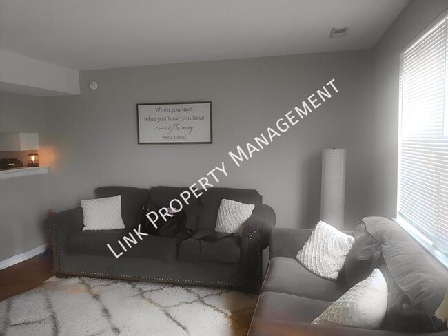 Building Photo - 7183 Holland Ln