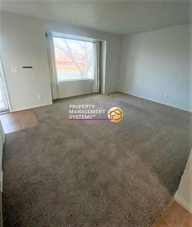 Building Photo - 4 Bedroom Home in Taylorsville!
