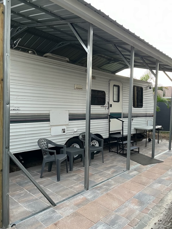 Building Photo - 2020 Lee Dr