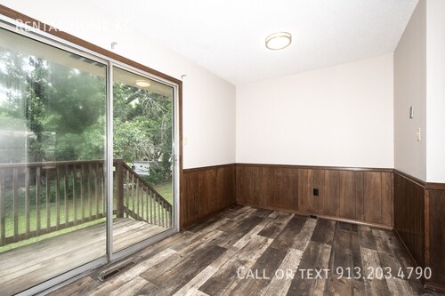 Building Photo - 1940 E Lindenwood Cir