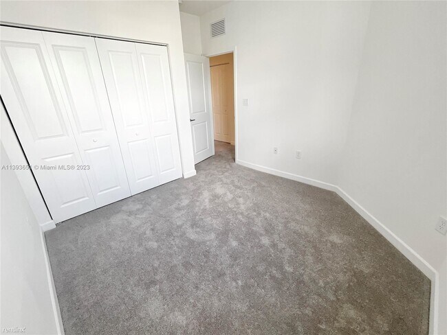 Building Photo - 3 br, 2.5 bath House - 23269 SW 111th Ave