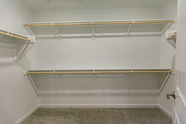 Building Photo - Brand New Home