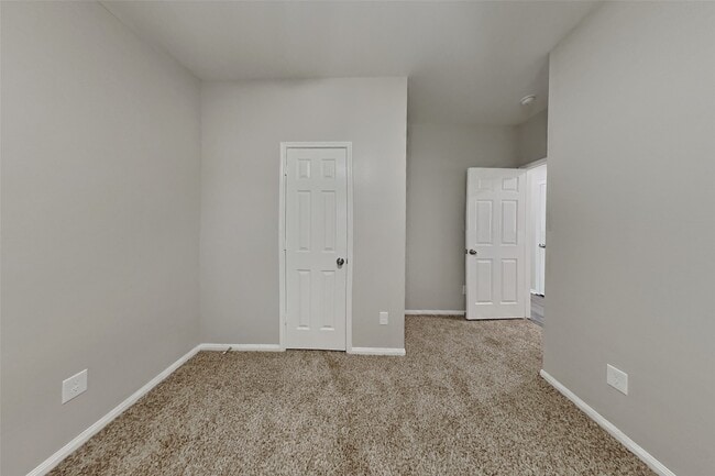 Building Photo - 3511 Rainshore Dr