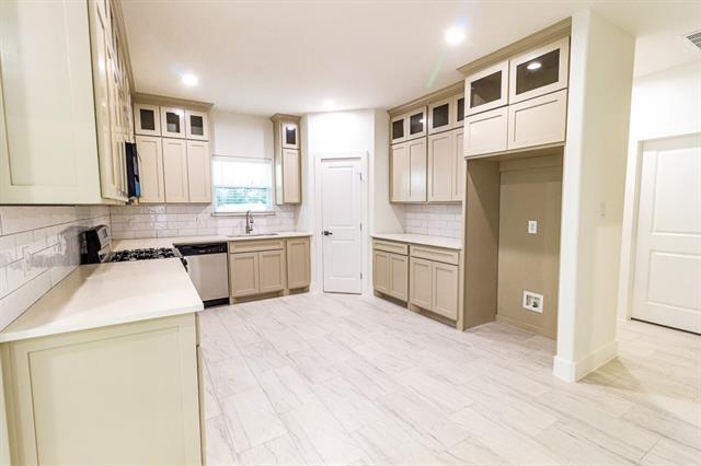 Building Photo - 536 Highview Ct