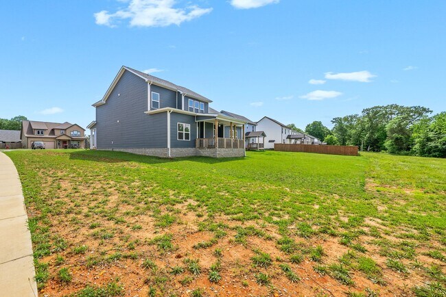 Building Photo - 525 Bloomington Trce