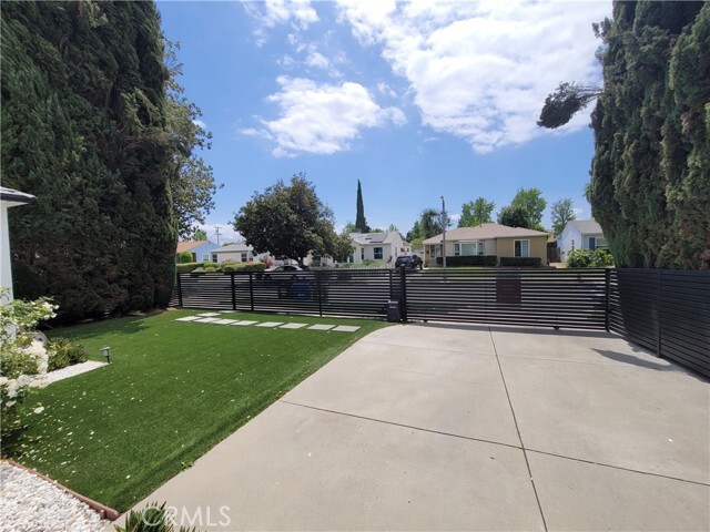 Building Photo - 17557 Lemay Pl