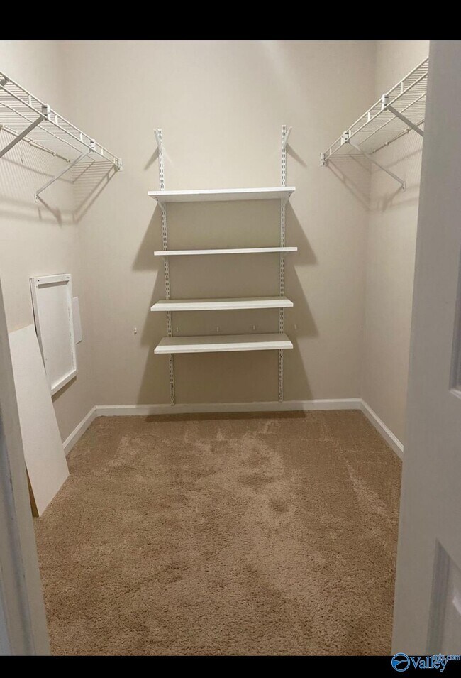 Building Photo - 1409 Liberty Dr