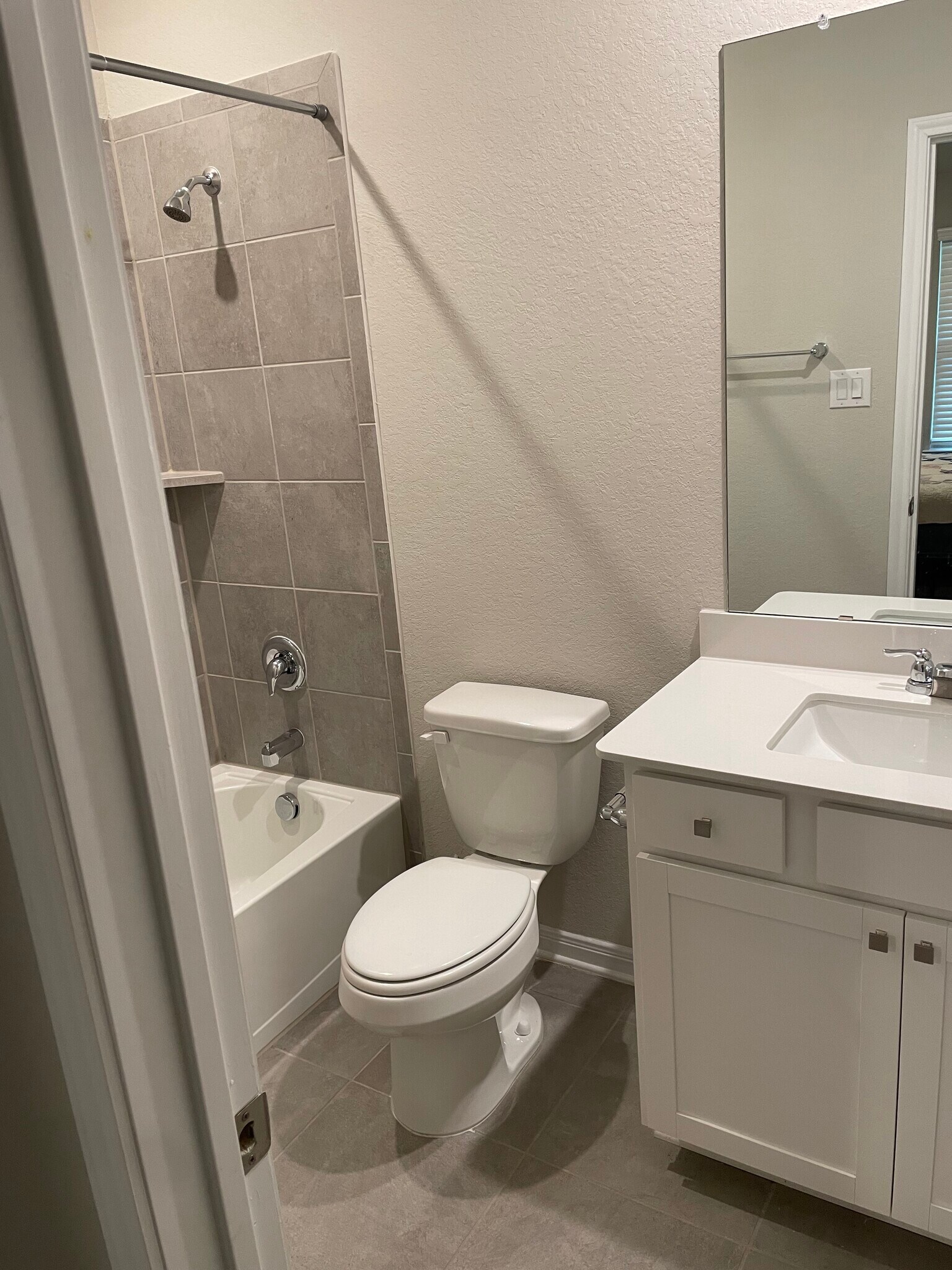 Building Photo - 3065 Charyn Way