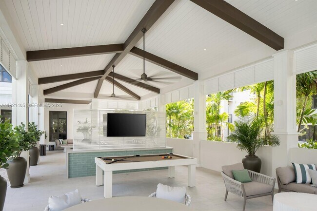 Building Photo - 1874 Heron Club Dr