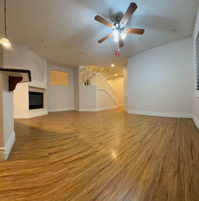 Building Photo - LUXURY LIVING • GOLF COURSE VIEW • GUARD-GATED COMMUNITY