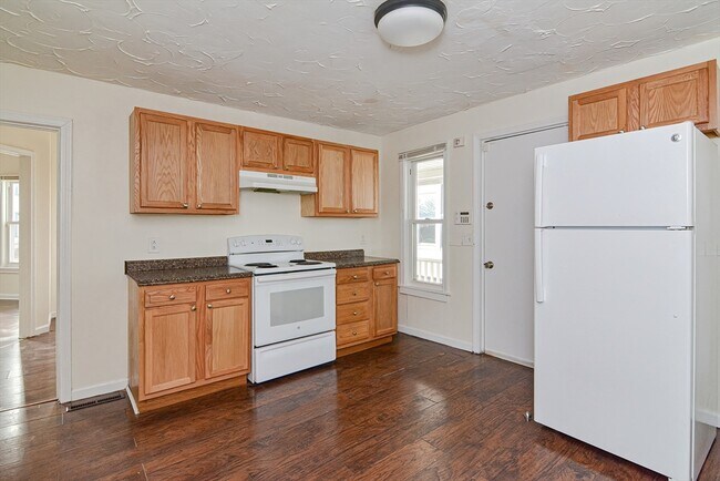 Building Photo - 59 Wilbraham Ave