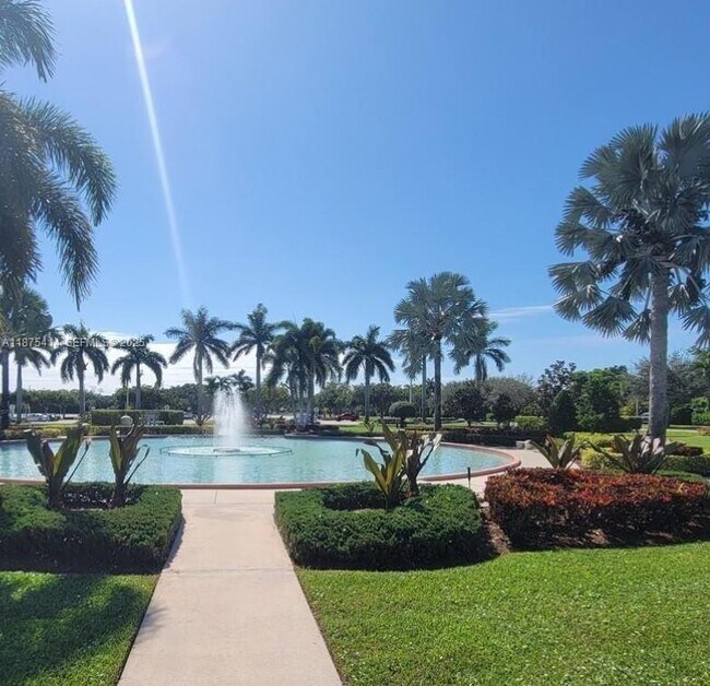 Building Photo - 37 Brighton A