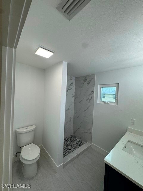 Building Photo - 1101 Country Club Blvd