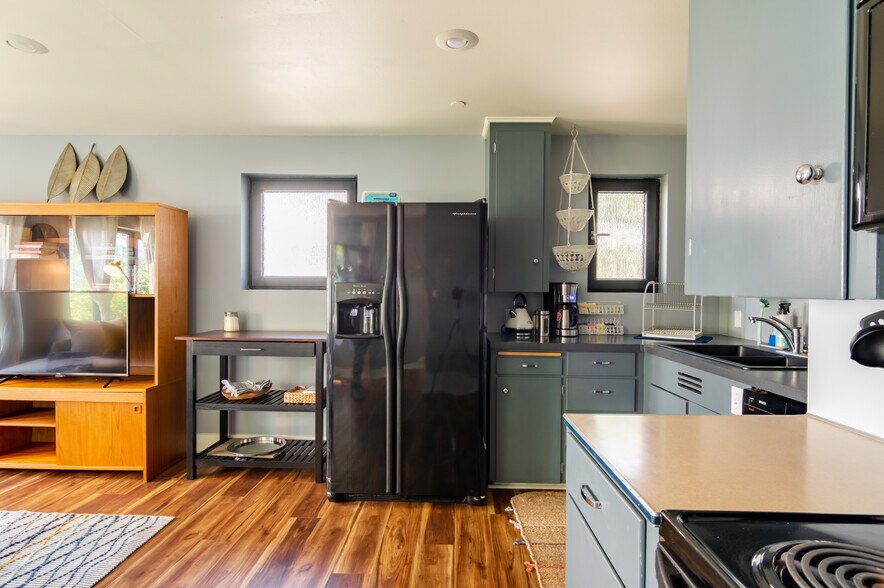 Building Photo - 1629 13th Ave