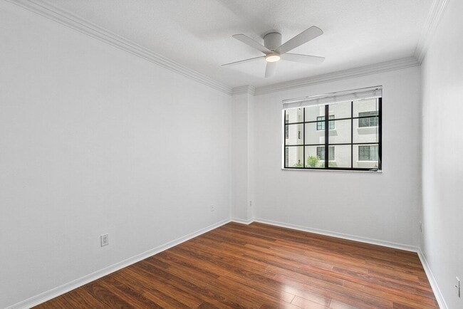 Building Photo - 233 S Federal Hwy