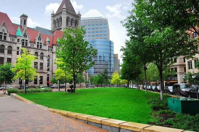 Building Photo - 350 St Peter St